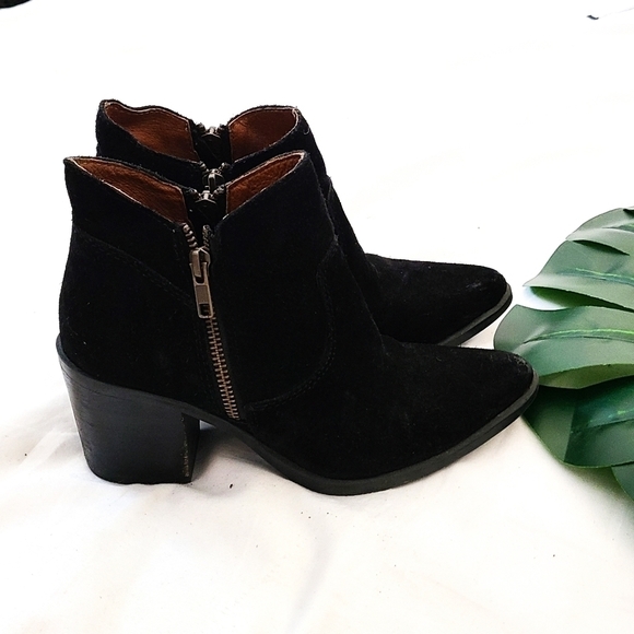 Steve madden heeled black booties - Picture 14 of 14